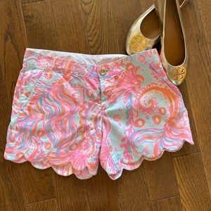 Sz 0 Lilly Pulitzer Coral Buttercup shorts!